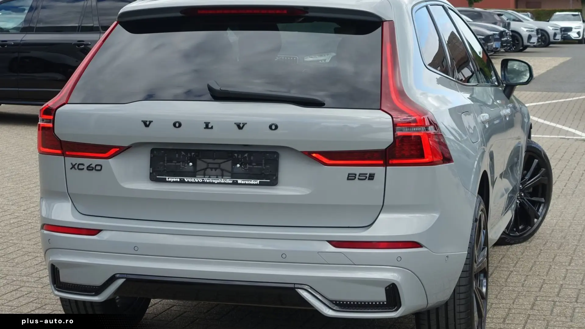 Volvo XC60 Black Edition Plus  B5 AWD Mild-Hybrid