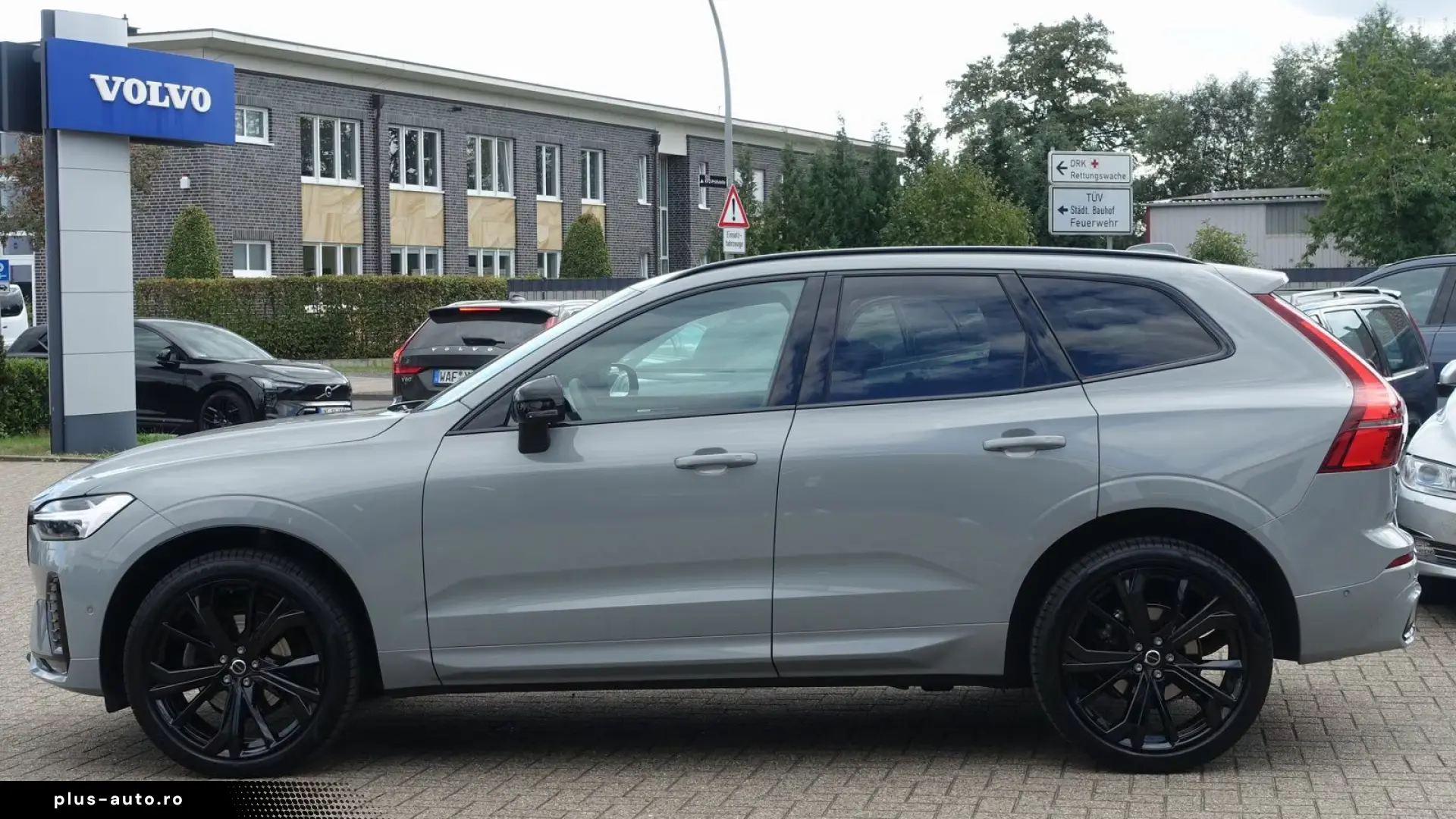 Volvo XC60 Black Edition Plus  B5 AWD Mild-Hybrid
