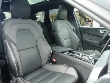 Volvo XC60 Black Edition Plus  B5 AWD Mild-Hybrid