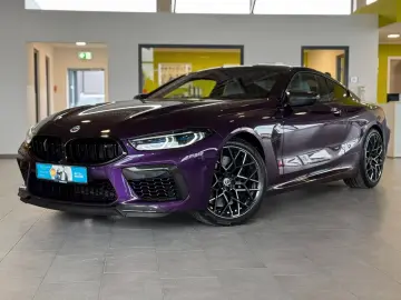BMW M8 Competition B&W Carbon Individual