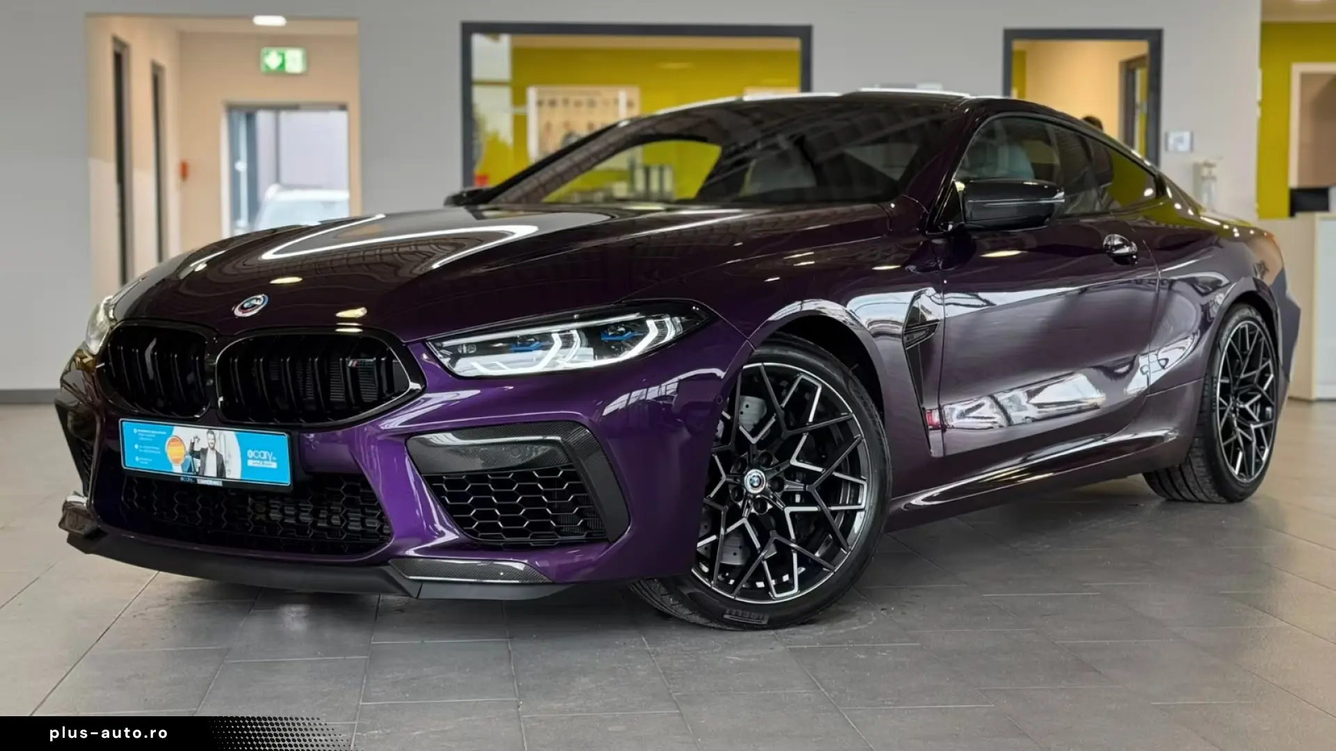BMW M8 Competition B&W Carbon Individual