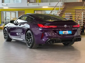 BMW M8 Competition B&W Carbon Individual