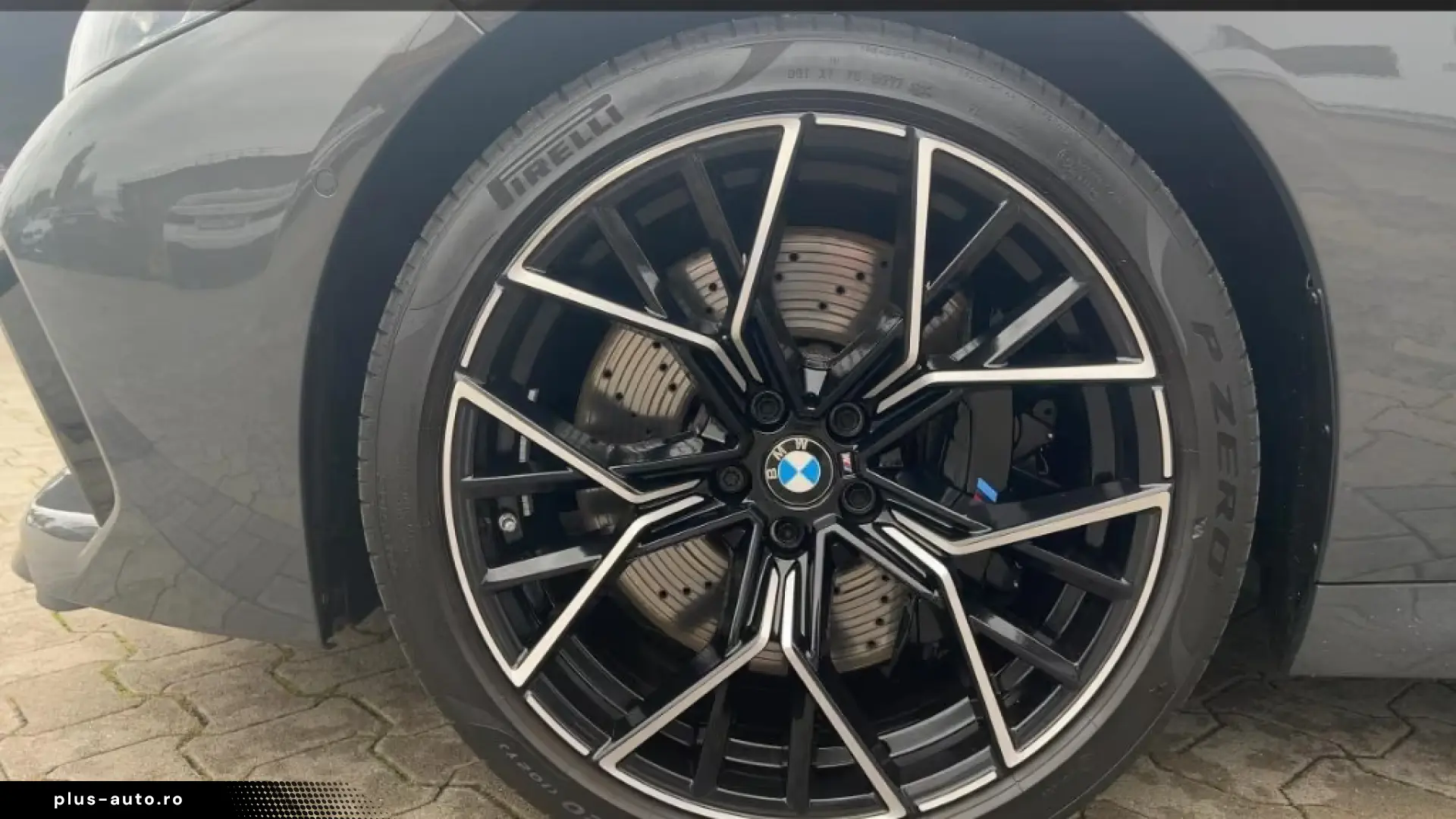 BMW M8 xDrive Competition Laser B&W Komfort Soft-Clo