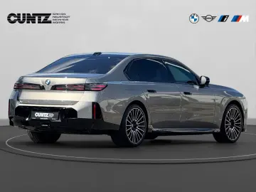BMW 740 xDrive Limousine Facelift 2027