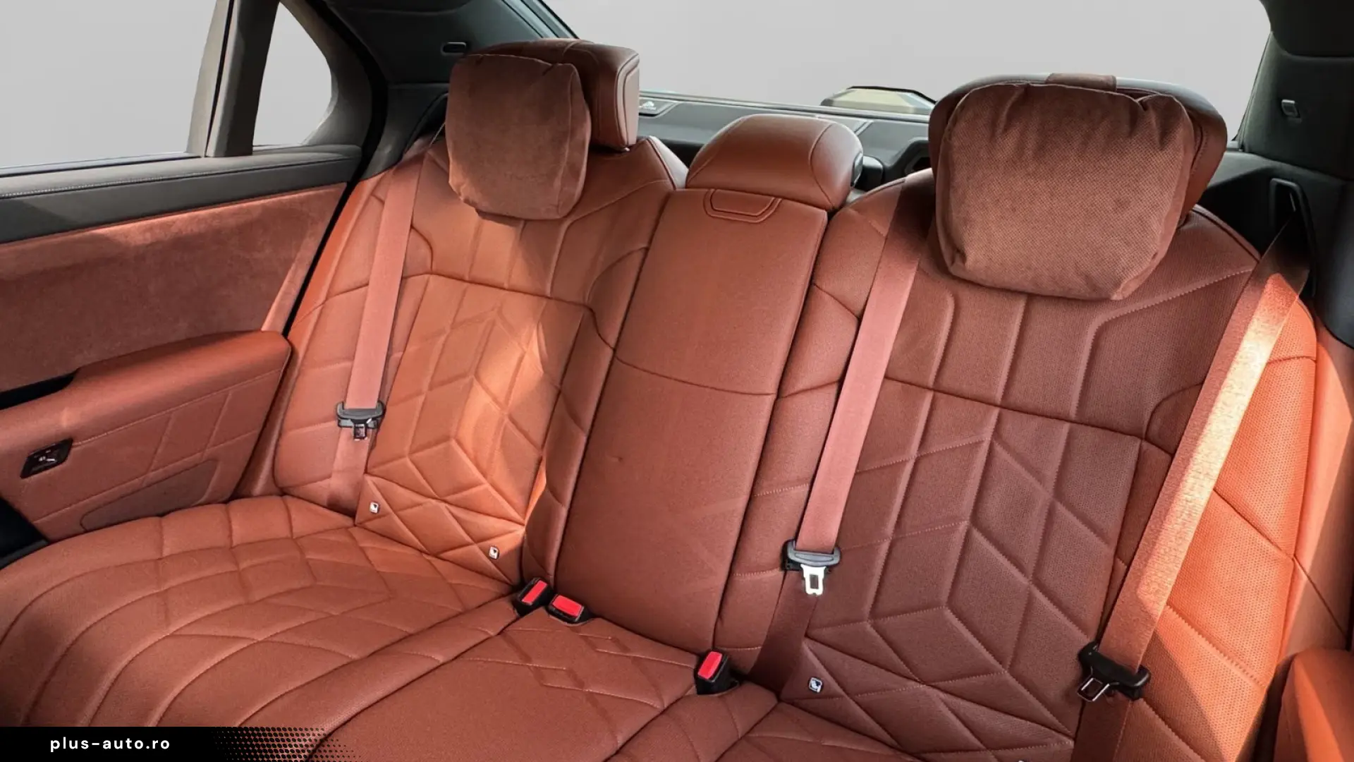 BMW 740 xDrive Limousine Facelift 2027