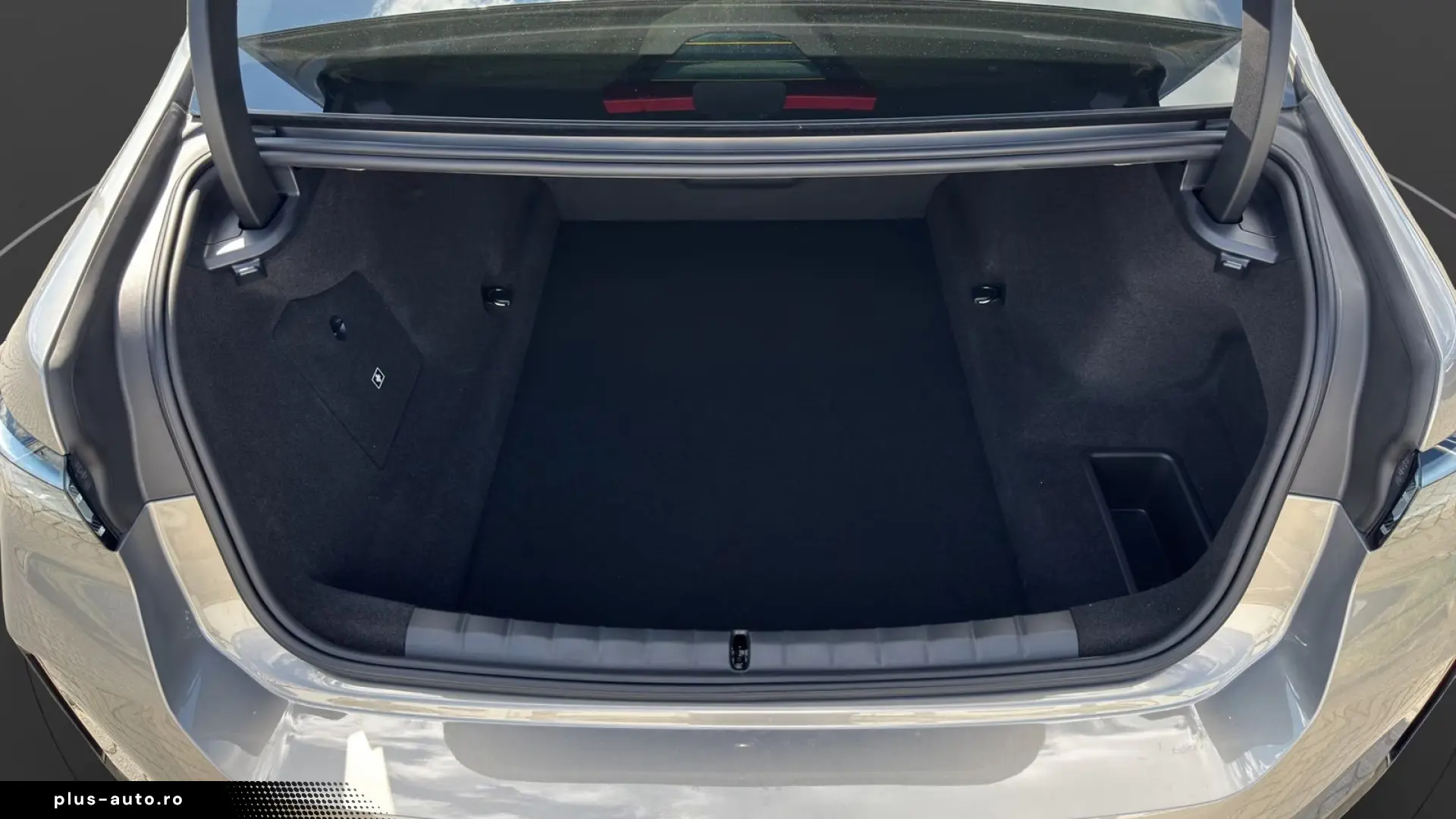BMW 740 xDrive Limousine Facelift 2027