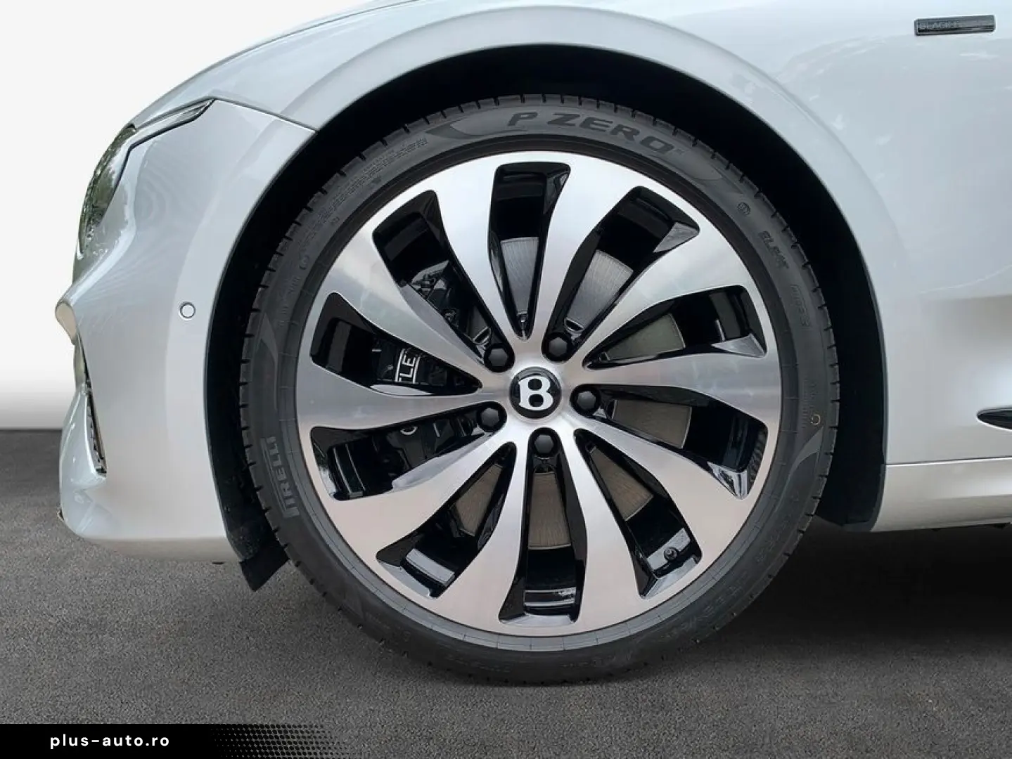 BENTLEY New Continental GT V8 Hybrid Black Edition