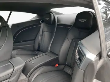 BENTLEY New Continental GT V8 Hybrid Black Edition
