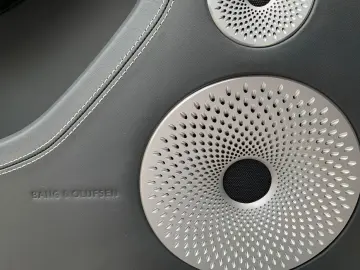BENTLEY New Continental GT V8 Hybrid Black Edition