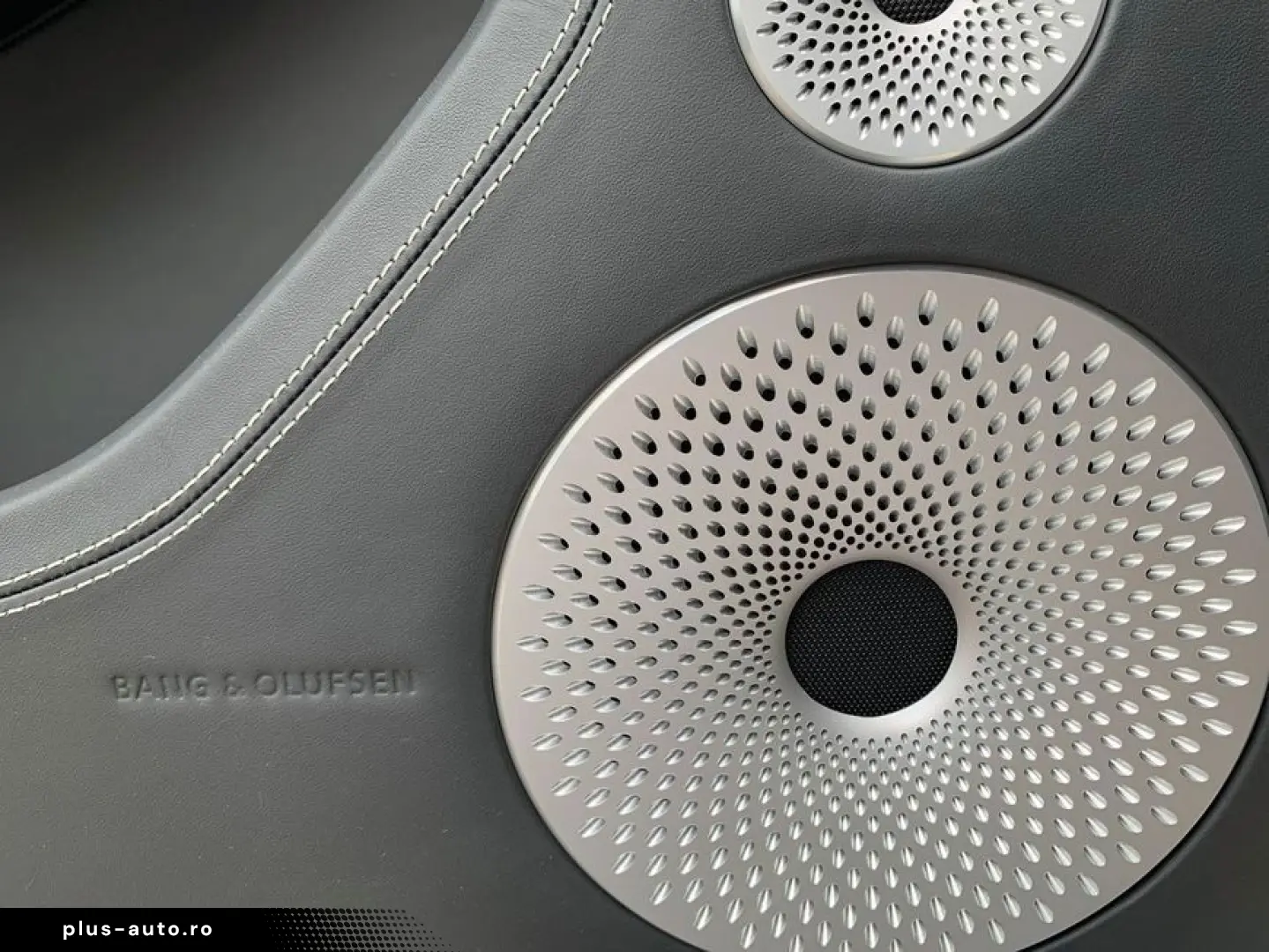 BENTLEY New Continental GT V8 Hybrid Black Edition