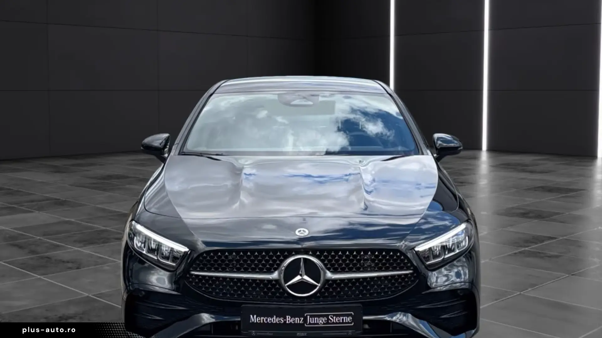 Mercedes-Benz A 180 AMG Line Advanced MBUX Premium