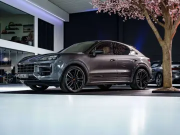 PORSCHE Cayenne Coupé E-Hybrid - SportDesign - Passenger
