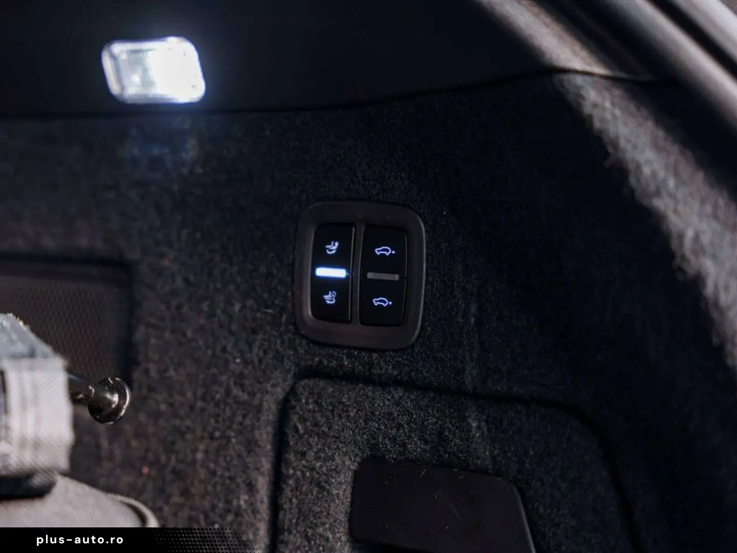 PORSCHE Cayenne Coupé E-Hybrid - SportDesign - Passenger