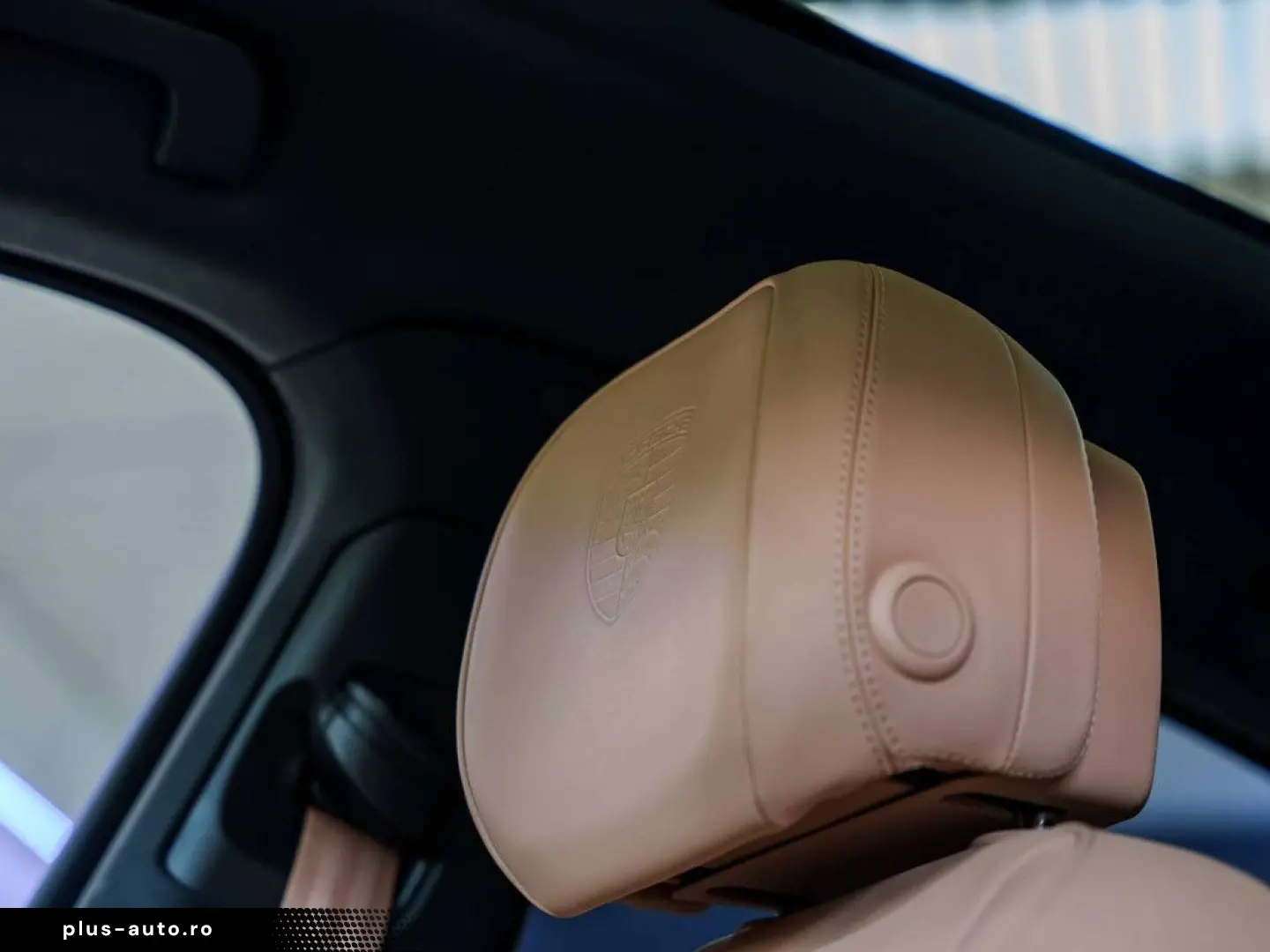 PORSCHE Cayenne Coupé E-Hybrid - SportDesign - Passenger