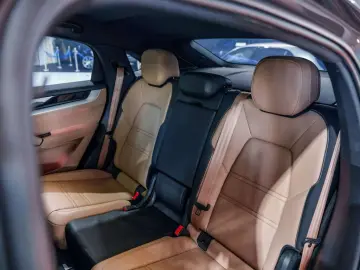 PORSCHE Cayenne Coupé E-Hybrid - SportDesign - Passenger