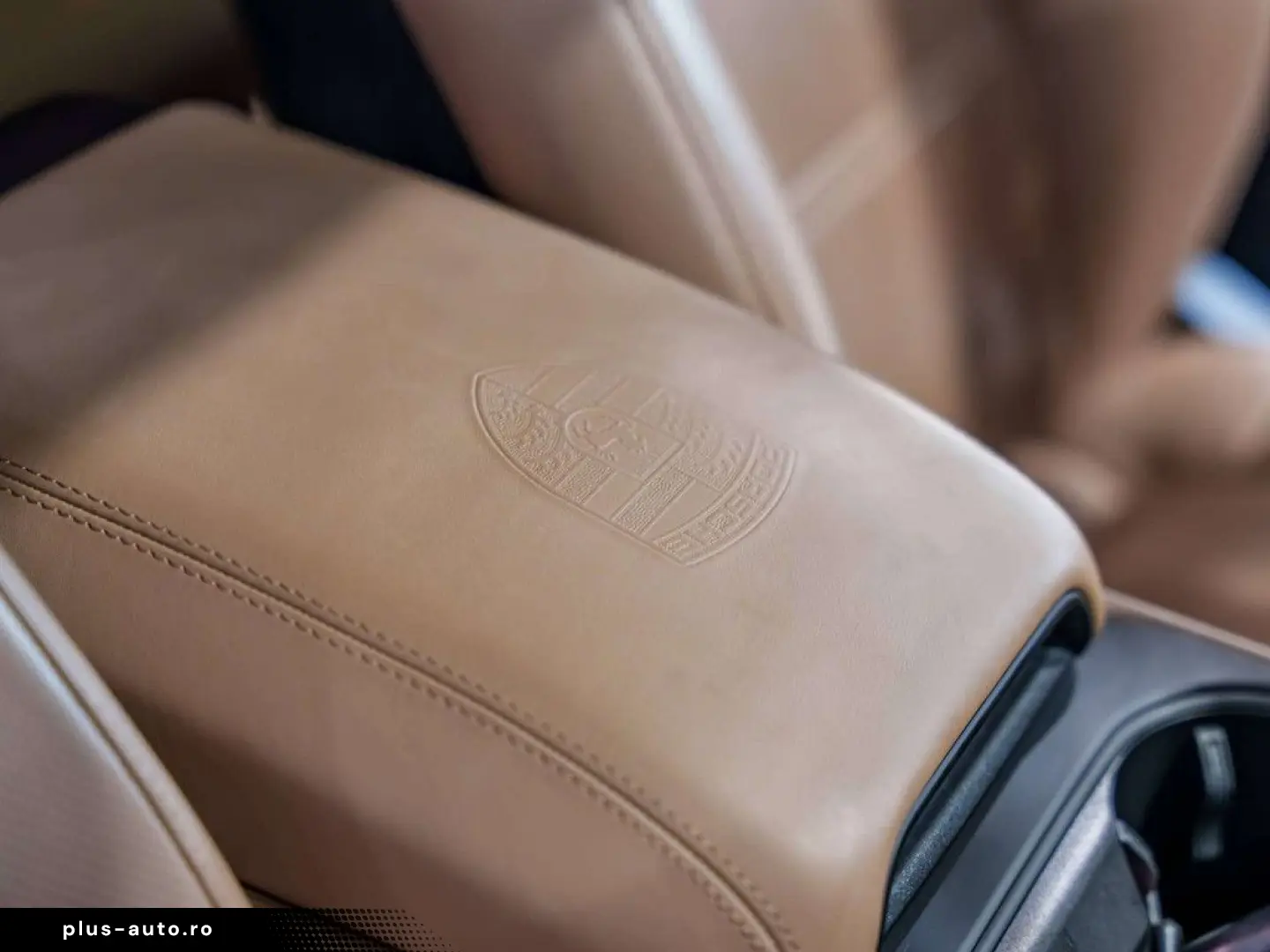 PORSCHE Cayenne Coupé E-Hybrid - SportDesign - Passenger