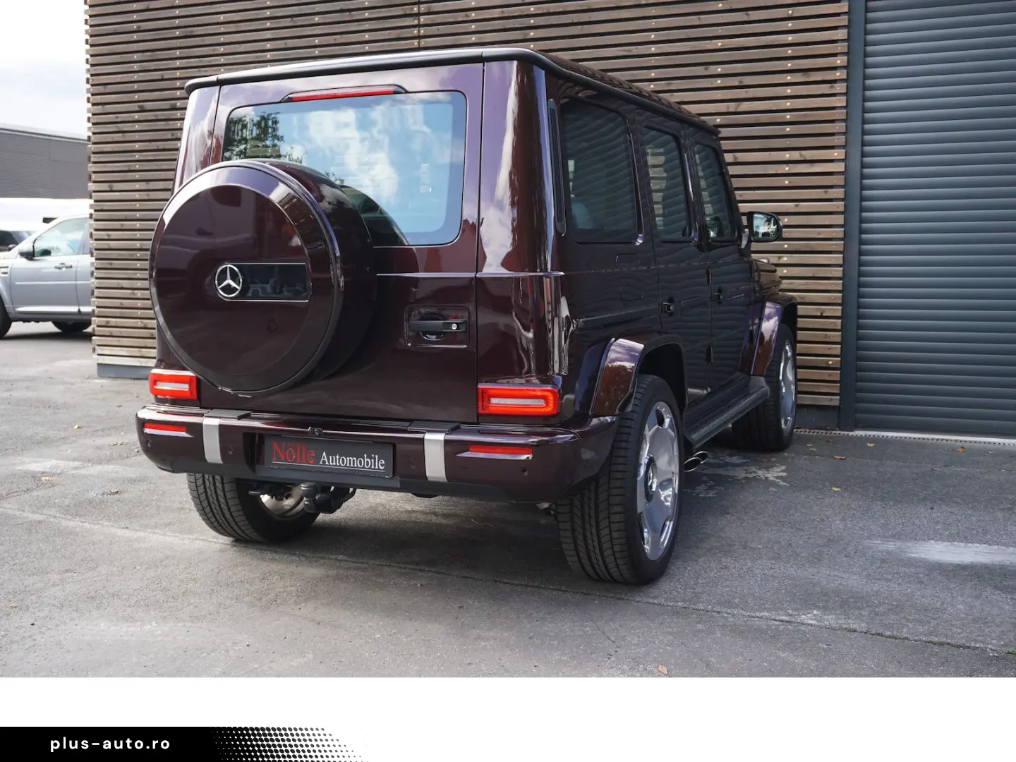MERCEDES-BENZ G 63 AMG MY 25 Manufaktur AHK Holzboden NP235t