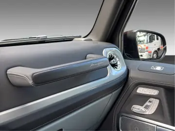 MERCEDES-BENZ G 63 AMG MY 25 Manufaktur AHK Holzboden NP235t