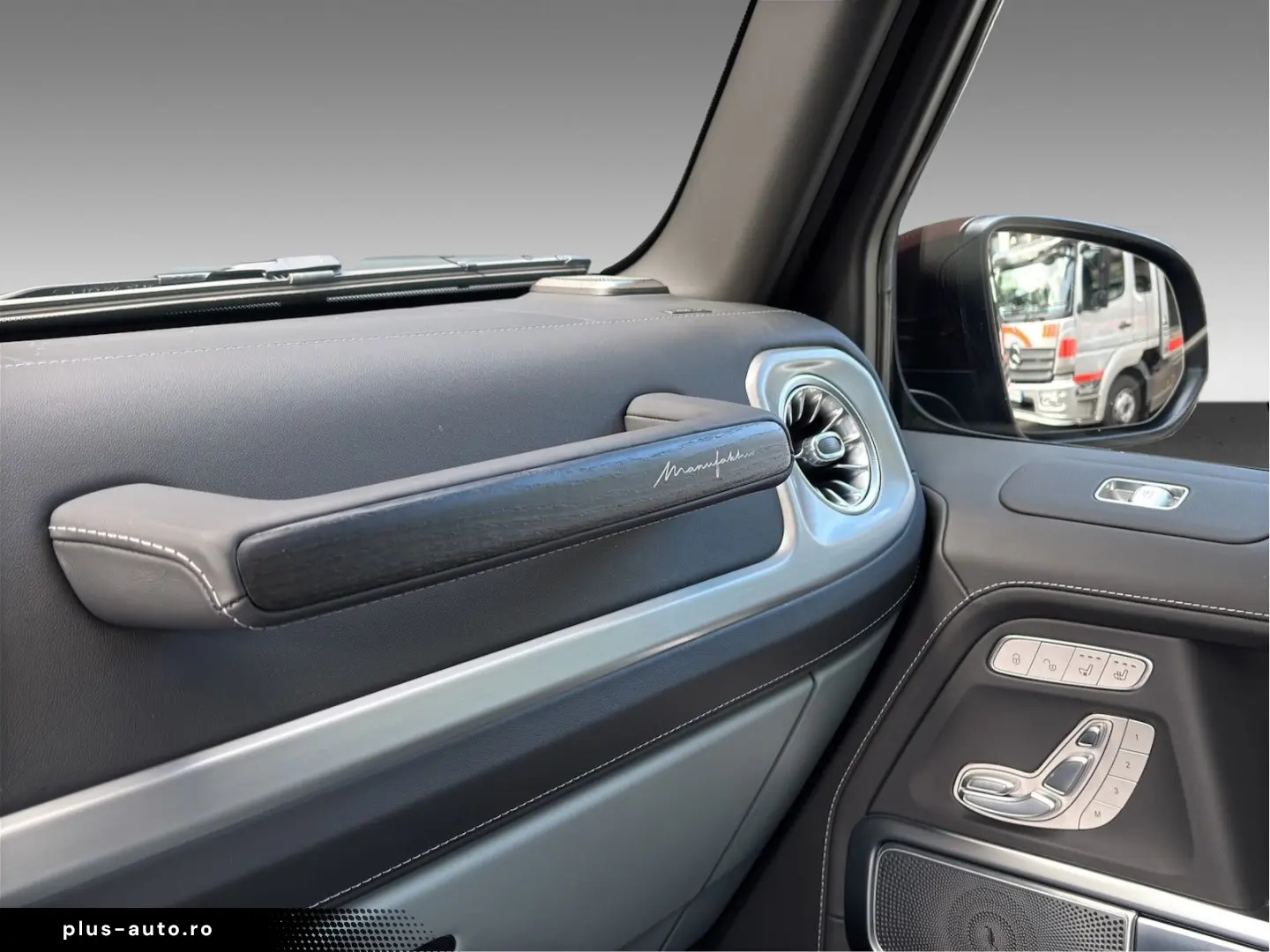 MERCEDES-BENZ G 63 AMG MY 25 Manufaktur AHK Holzboden NP235t