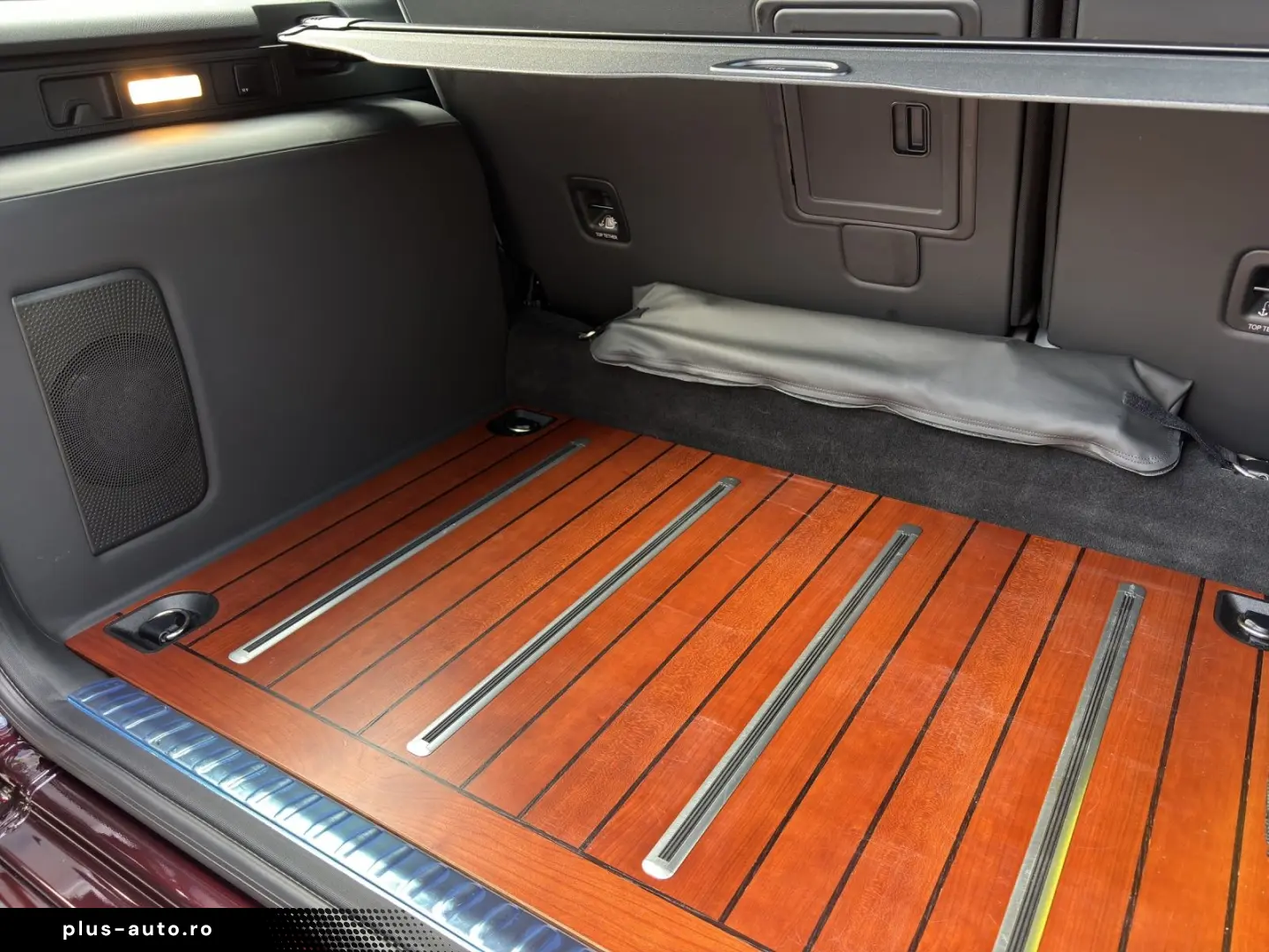 MERCEDES-BENZ G 63 AMG MY 25 Manufaktur AHK Holzboden NP235t