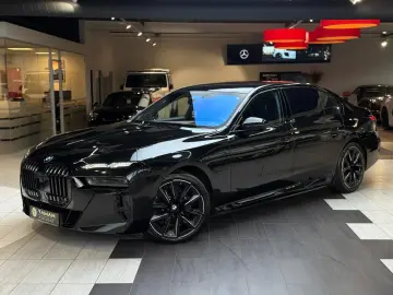 BMW 750 e xDr M Sport Pano-SKY Aut-Türen B&W