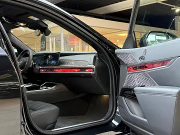 BMW 750 e xDr M Sport Pano-SKY Aut-Türen B&W