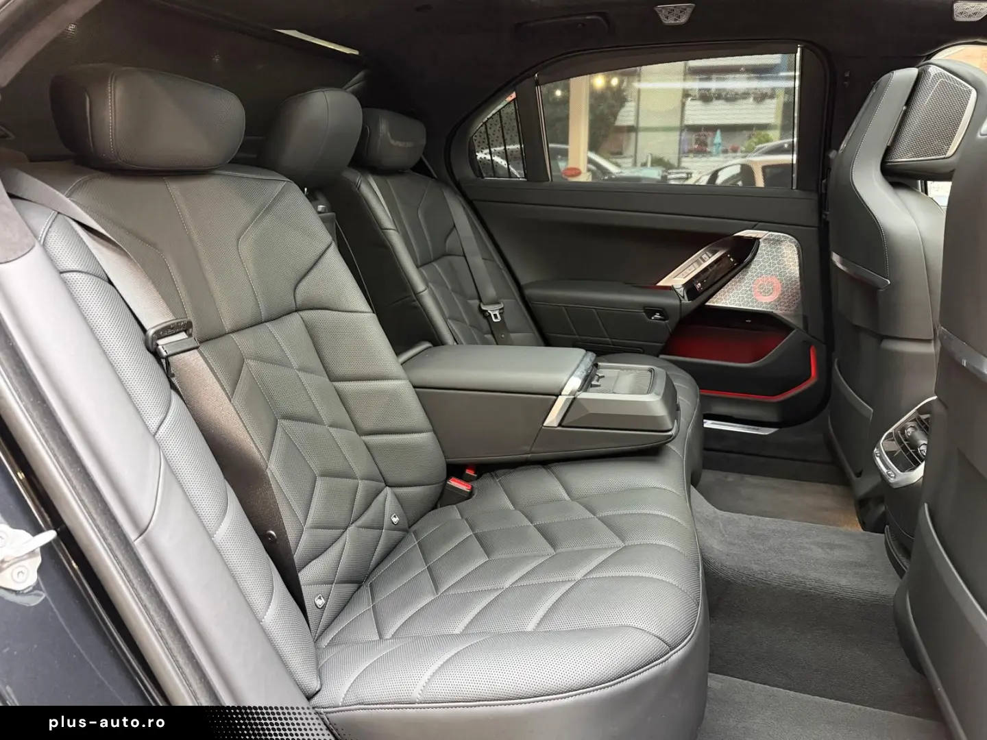 BMW 750 e xDr M Sport Pano-SKY Aut-Türen B&W