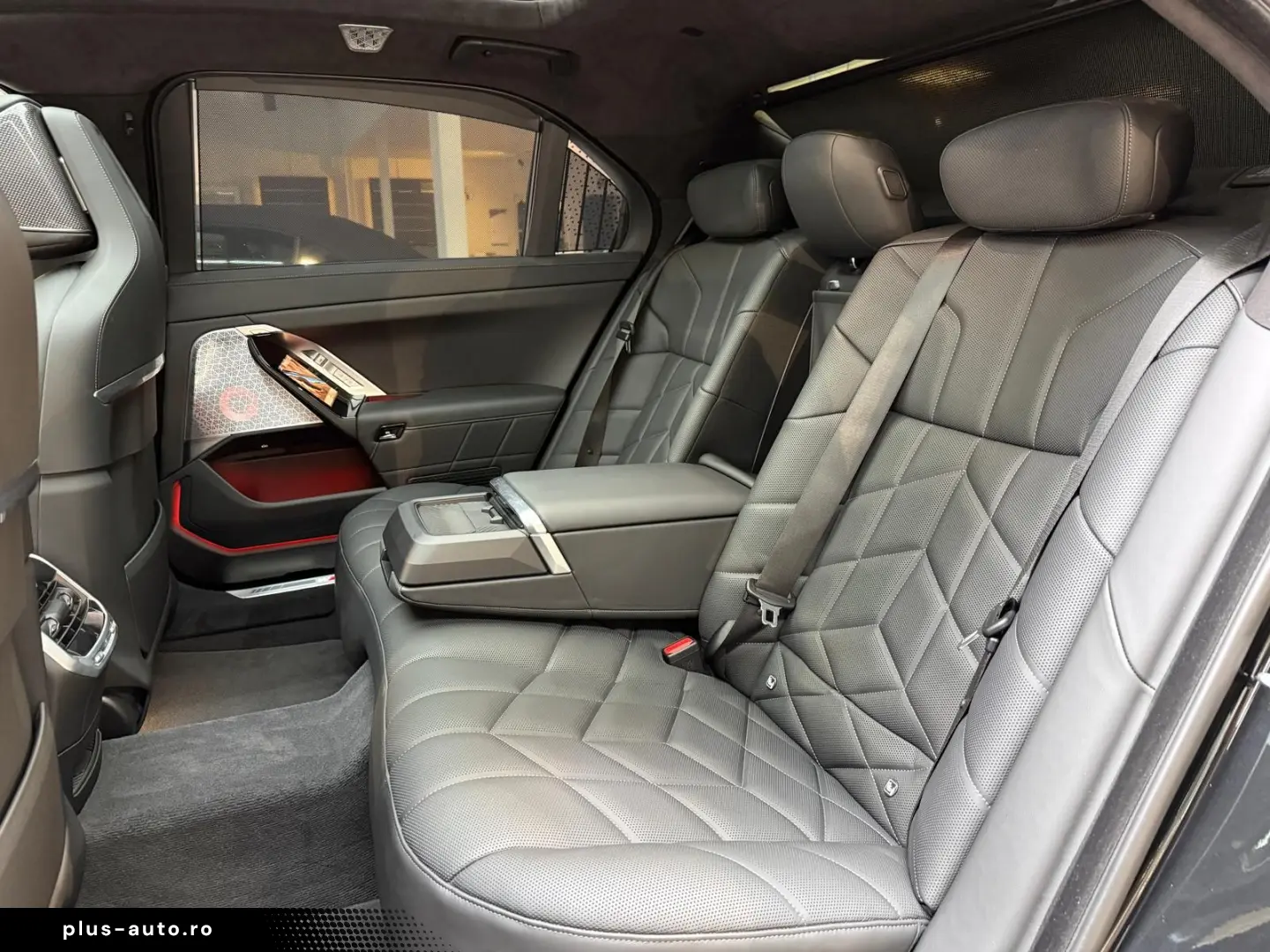 BMW 750 e xDr M Sport Pano-SKY Aut-Türen B&W