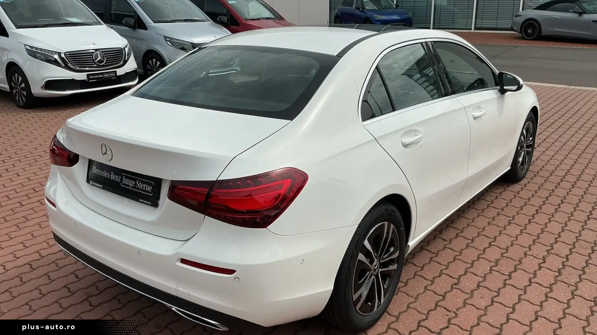 Mercedes-Benz A 180 Progressive Line Advanced Pano Distr