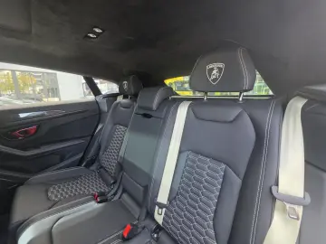 LAMBORGHINI Urus S 4.0 V8 Bang&Olufsen Head Up Pano Garantie