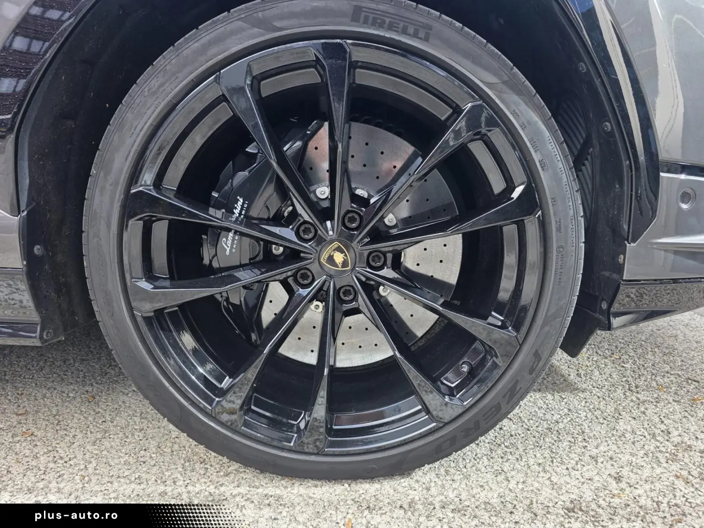 LAMBORGHINI Urus S 4.0 V8 Bang&Olufsen Head Up Pano Garantie