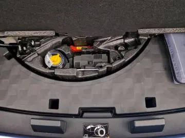 PORSCHE Cayenne E-Hybrid Pano SoftC ACC 360 HuD Bose 14w