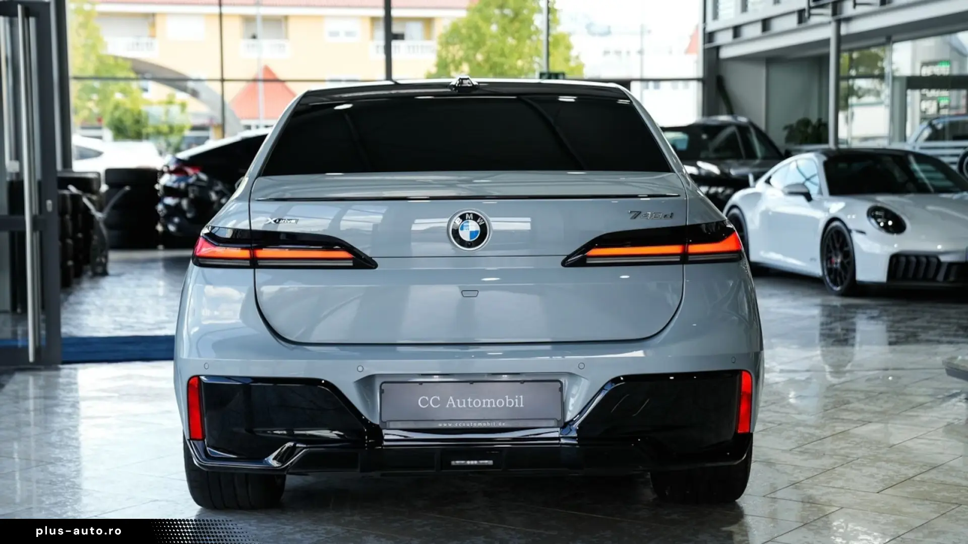 BMW 740xd M SPORT PRO Rear Interior SkyLounge
