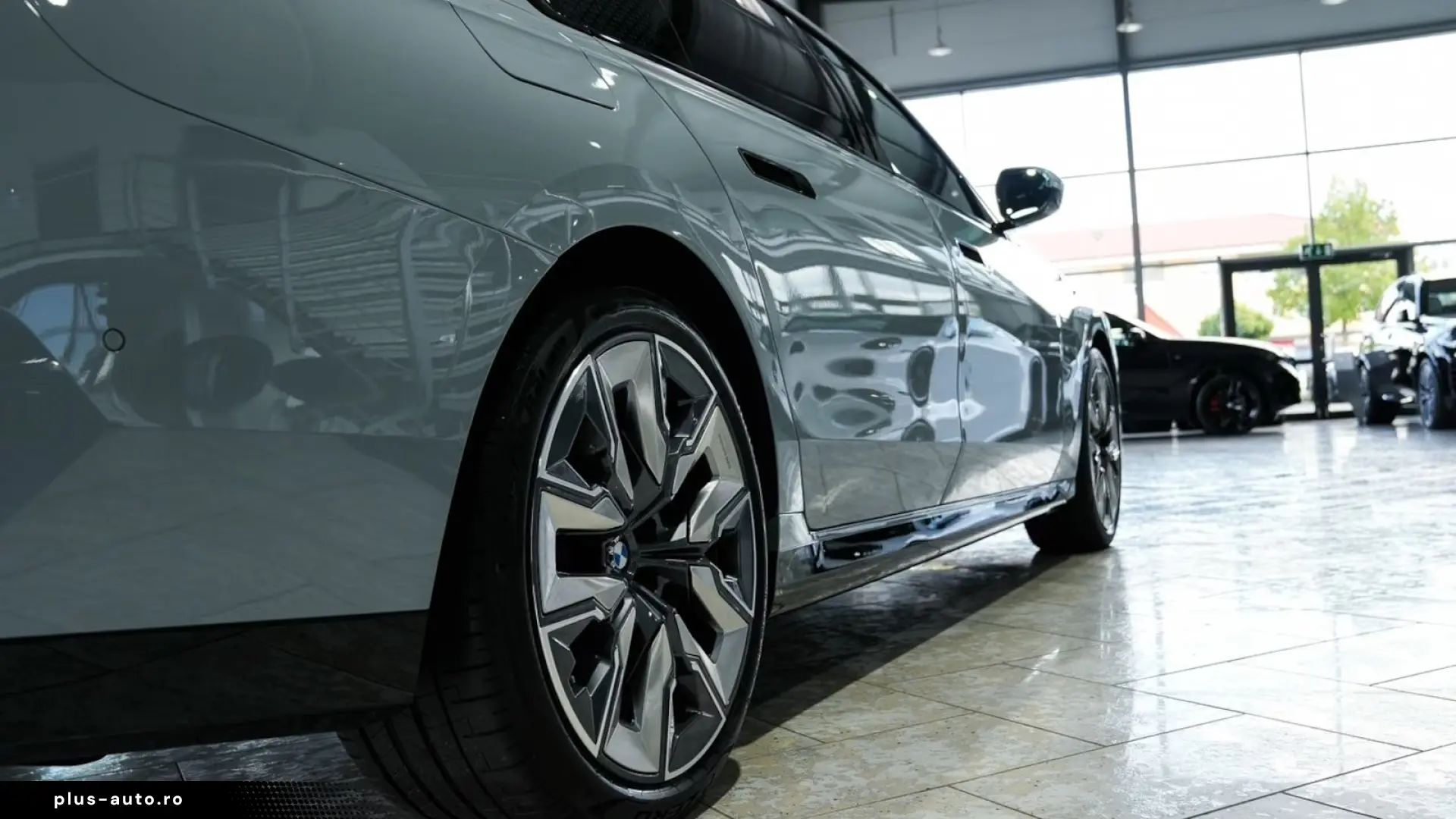 BMW 740xd M SPORT PRO Rear Interior SkyLounge