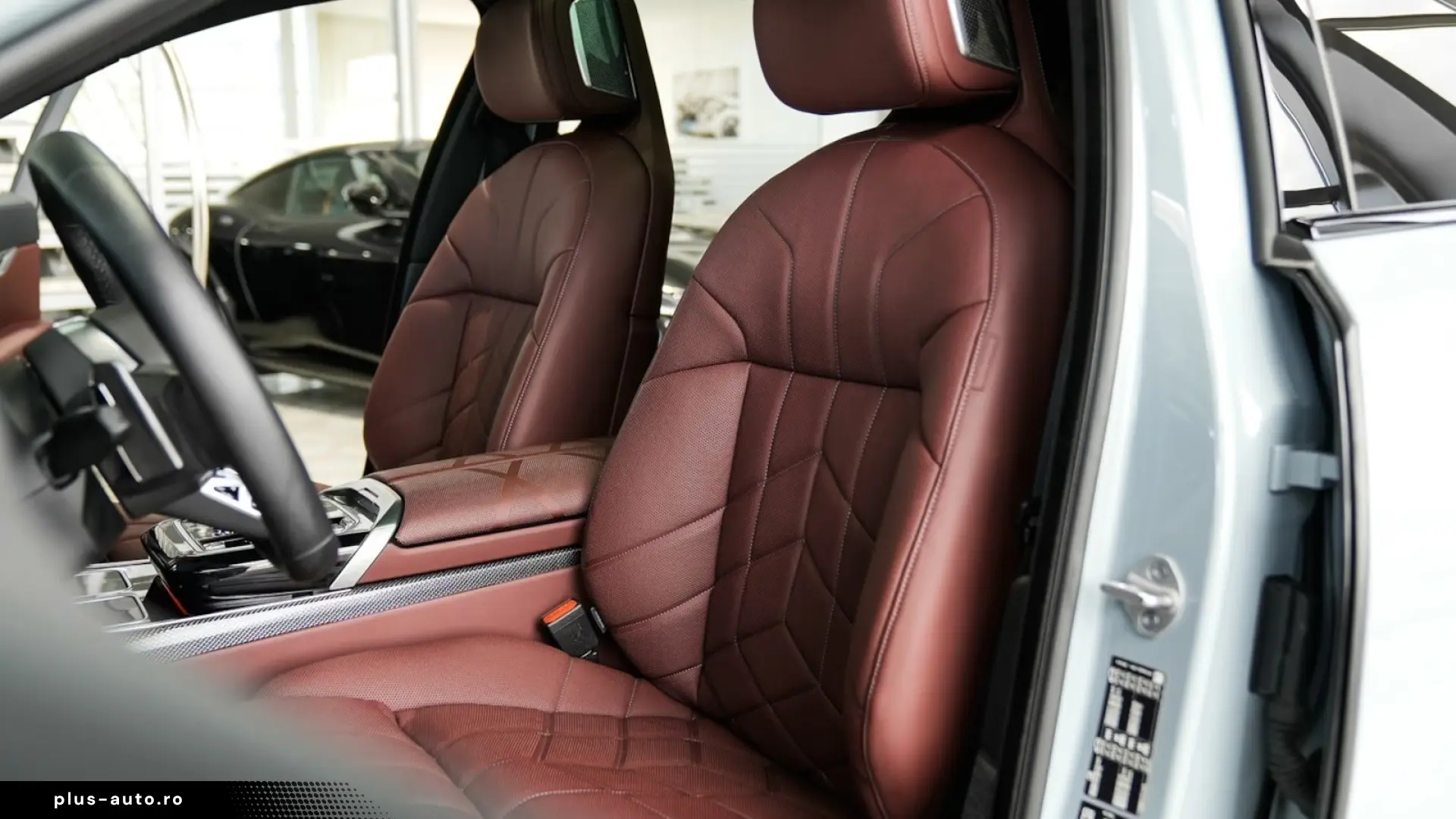 BMW 740xd M SPORT PRO Rear Interior SkyLounge