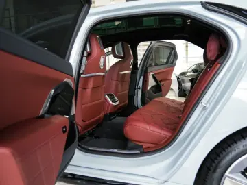 BMW 740xd M SPORT PRO Rear Interior SkyLounge
