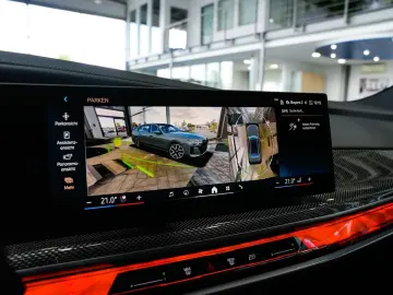 BMW 740xd M SPORT PRO Rear Interior SkyLounge