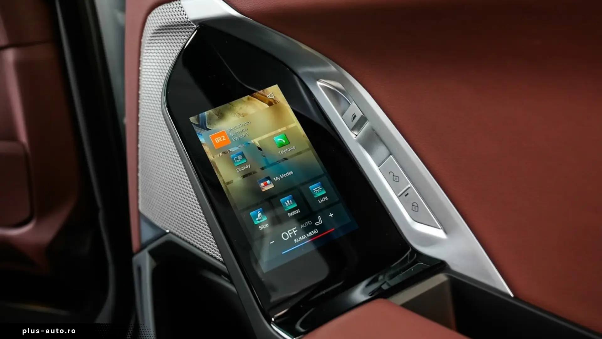 BMW 740xd M SPORT PRO Rear Interior SkyLounge