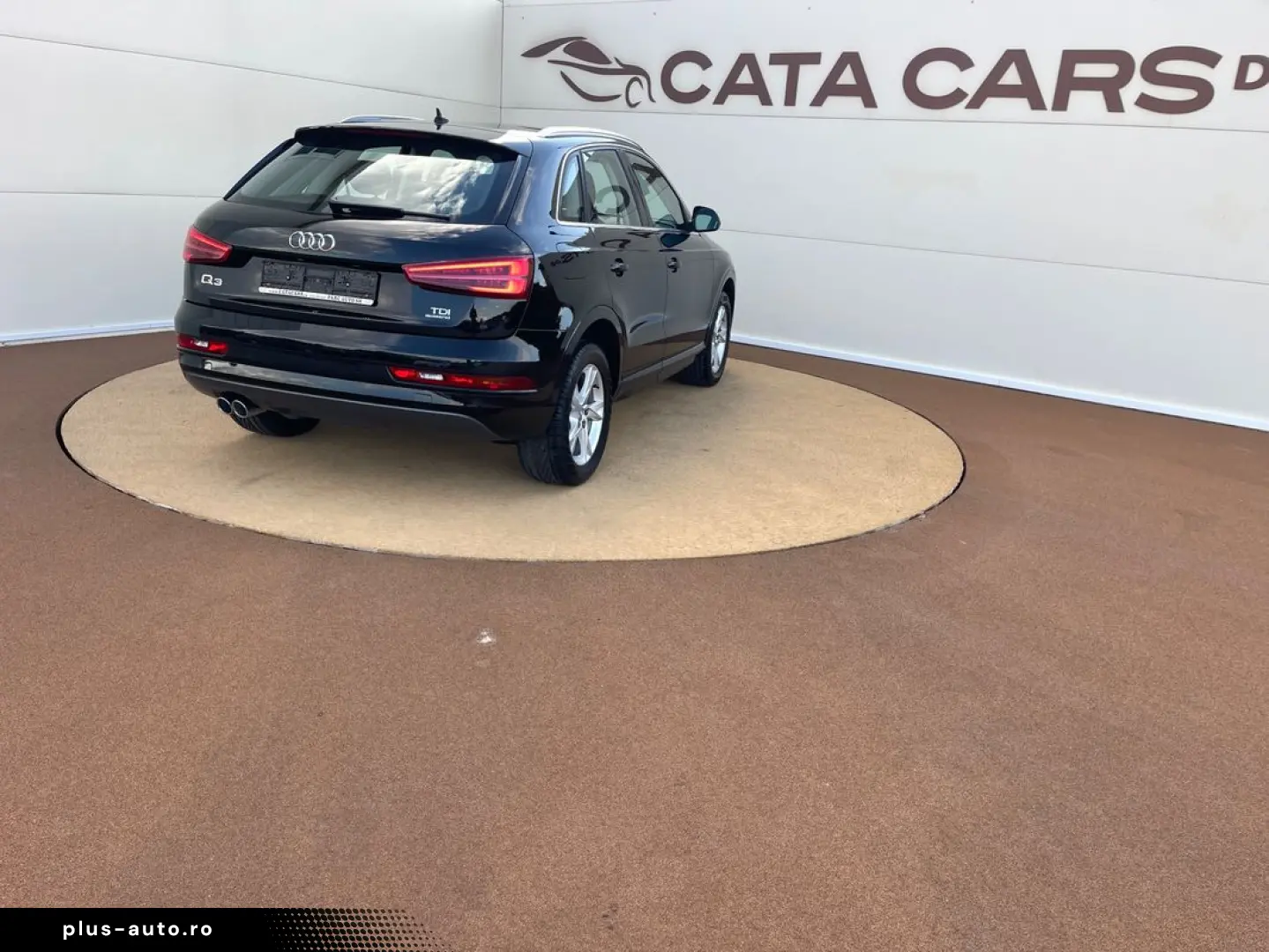 Audi Q3 2.0TDI  150CP  Quattro  LED  Navi  Comenzi volan  PD