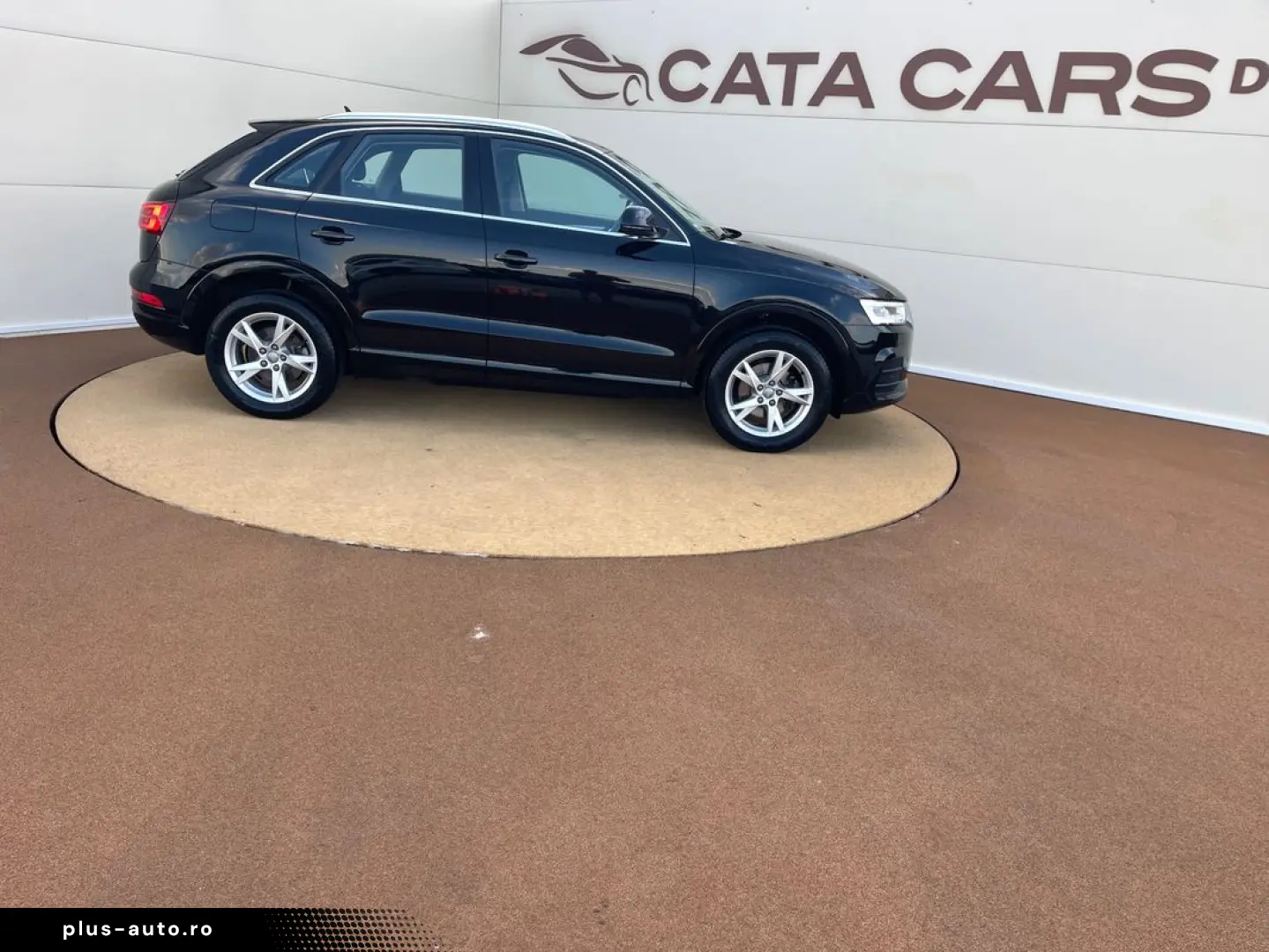Audi Q3 2.0TDI  150CP  Quattro  LED  Navi  Comenzi volan  PD