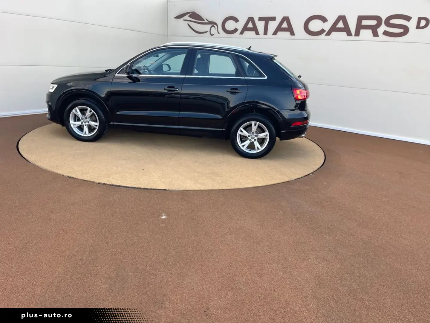 Audi Q3 2.0TDI  150CP  Quattro  LED  Navi  Comenzi volan  PD