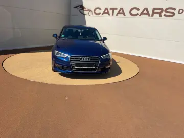 Audi A3  2.0TDI  150CP  BI-Xenon  Navi  Comenzi volan  Pilot