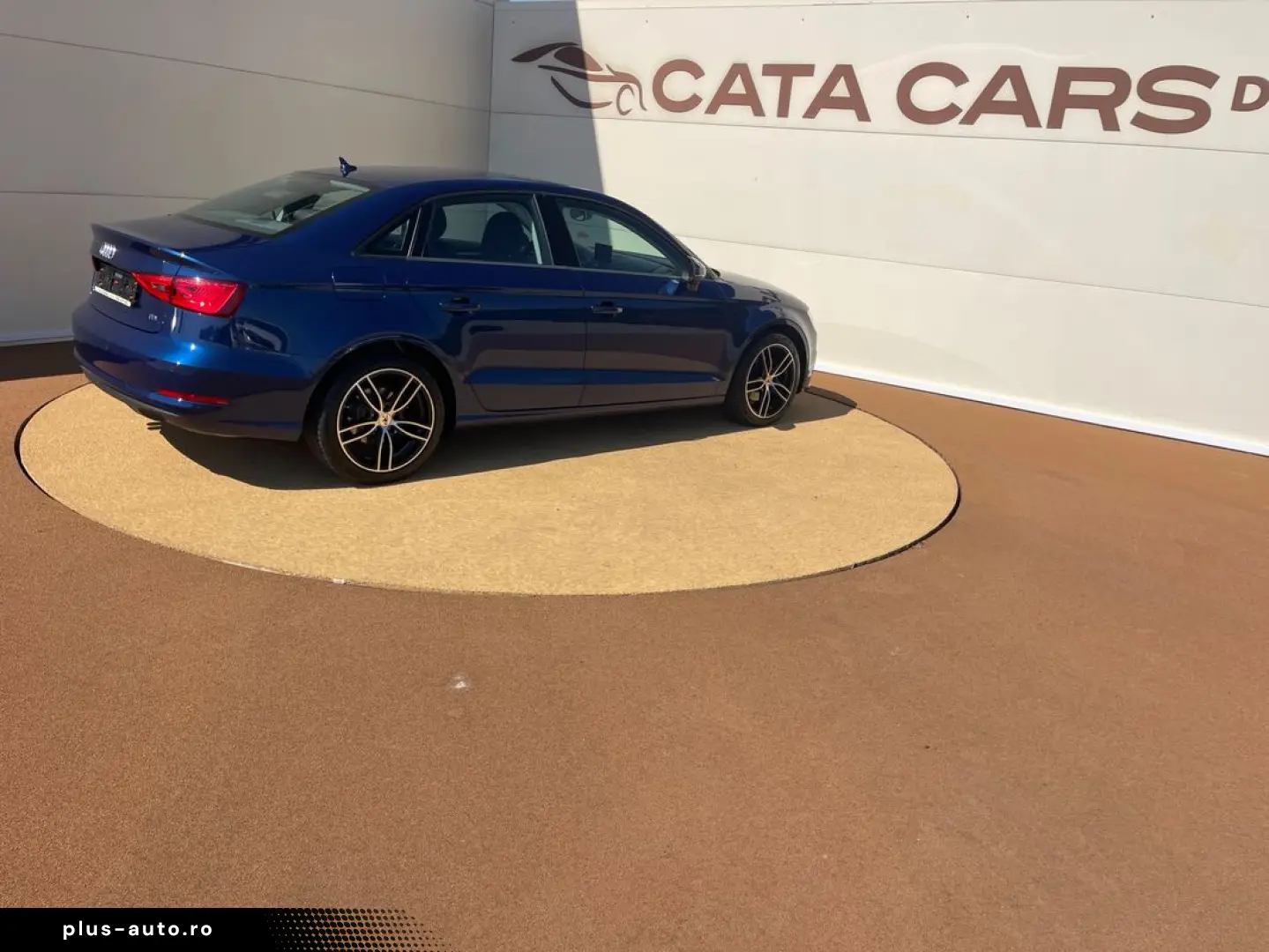 Audi A3  2.0TDI  150CP  BI-Xenon  Navi  Comenzi volan  Pilot