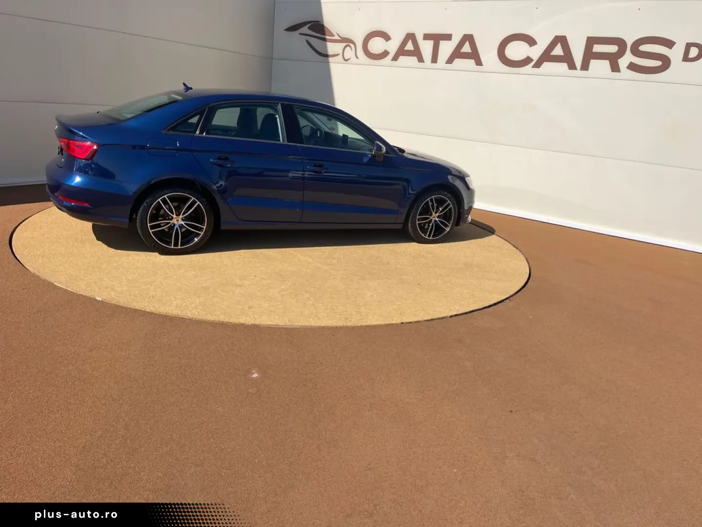 Audi A3  2.0TDI  150CP  BI-Xenon  Navi  Comenzi volan  Pilot
