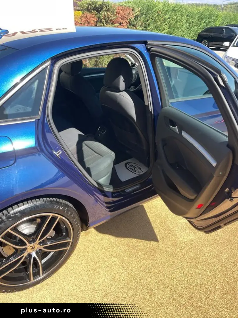 Audi A3  2.0TDI  150CP  BI-Xenon  Navi  Comenzi volan  Pilot
