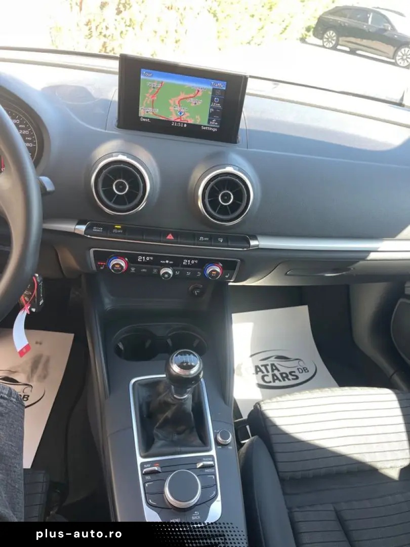 Audi A3  2.0TDI  150CP  BI-Xenon  Navi  Comenzi volan  Pilot