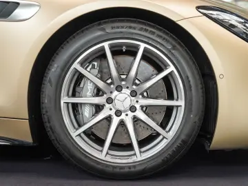 MERCEDES-BENZ AMG GT 43 kalaharigold MATTLACK Perfor…
