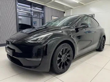 Tesla Model Y Dual Motor Long Range