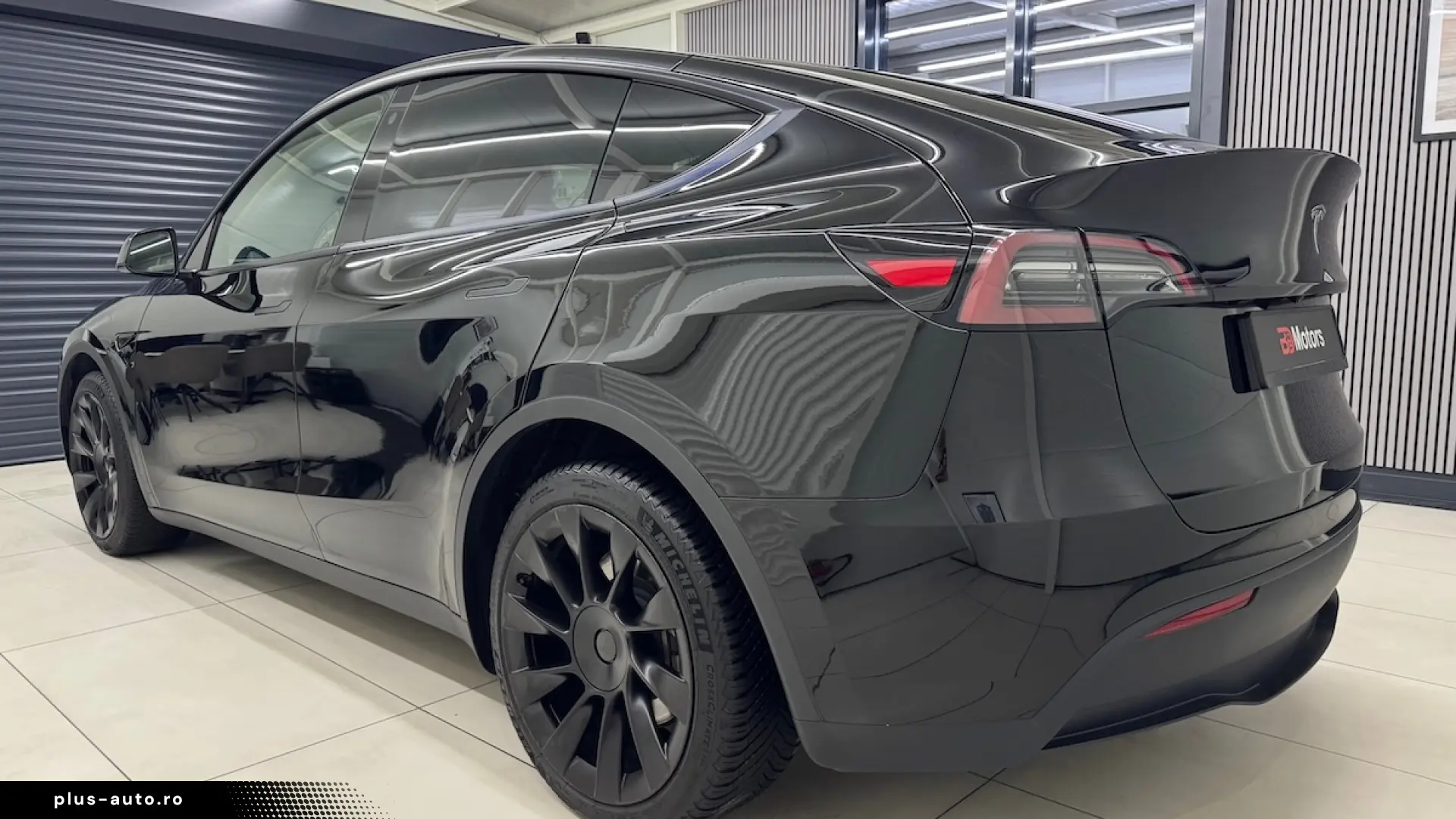 Tesla Model Y Dual Motor Long Range