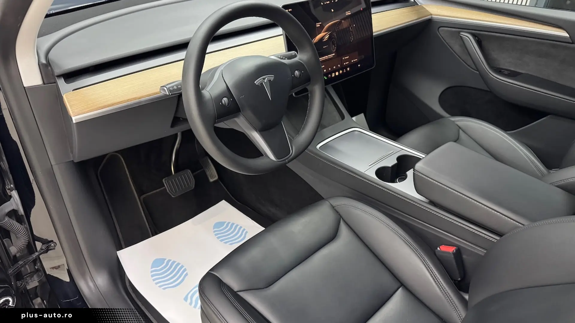 Tesla Model Y Dual Motor Long Range